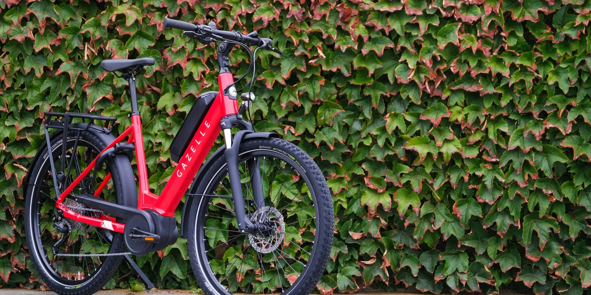 Royal Dutch Gazelle Medeo T9 HMB Smart System Step-Thru – Reckless