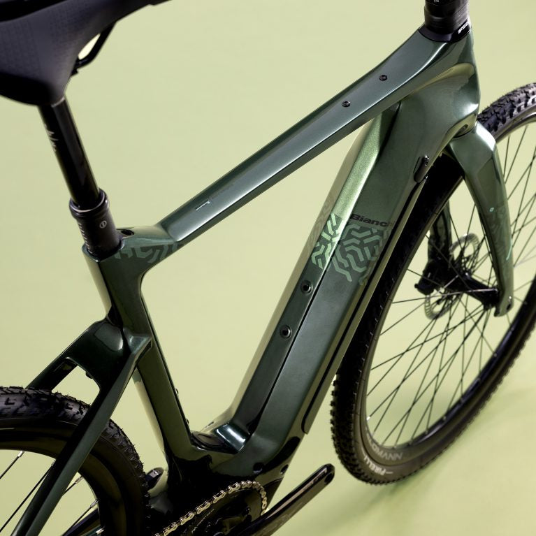 Reckless Shipyard: eBikes and More - Bianchi: E-Arcadex Tourer